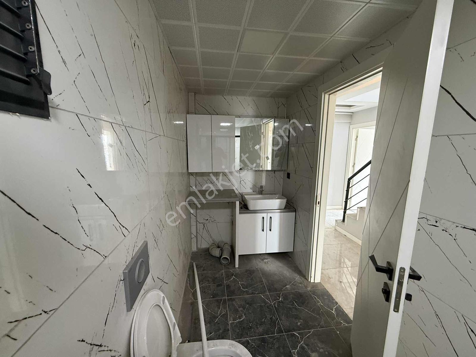 Uygan'dan Yedieylül Mah. 3+1 205m² Teraslı Dubleks Havuzlu Site — fotoğraf 17