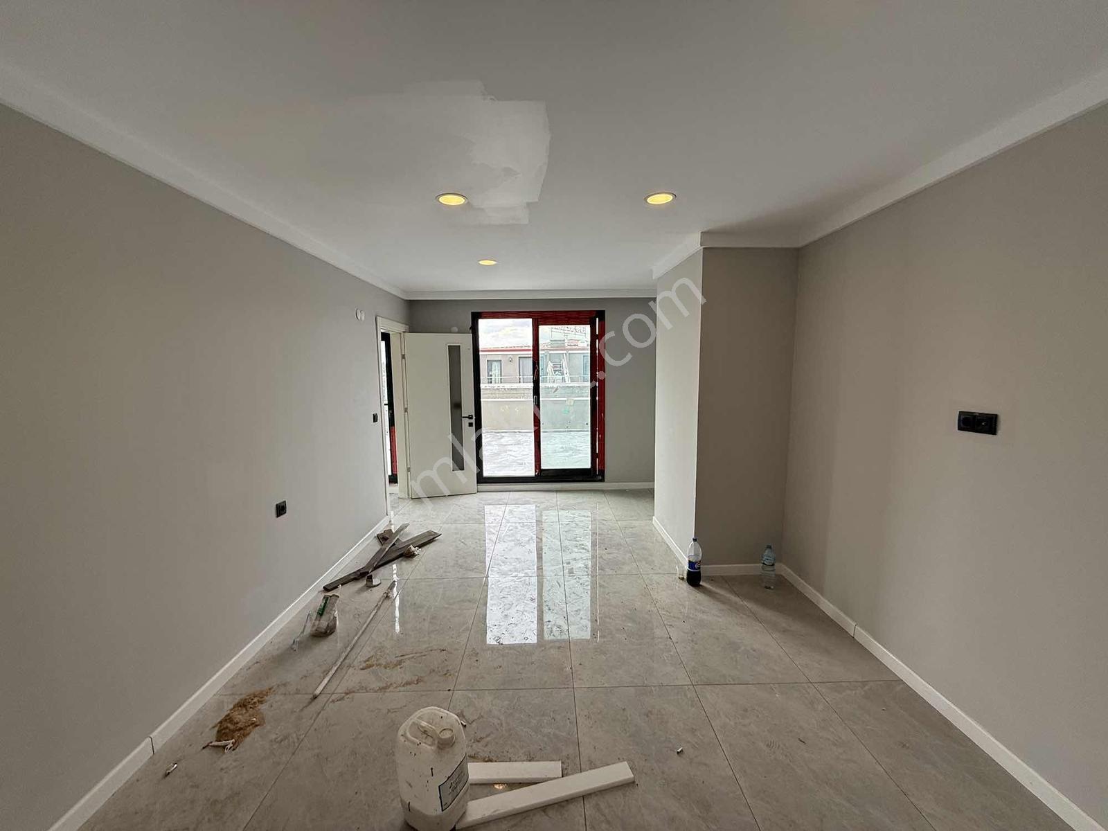 Uygan'dan Yedieylül Mah. 3+1 205m² Teraslı Dubleks Havuzlu Site — fotoğraf 19